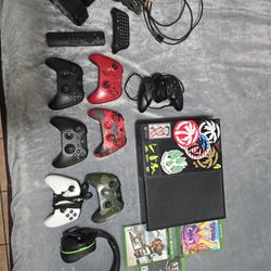 X Box One With Games And 🎮s