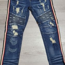 Distressed Denim Ripped Jeans 