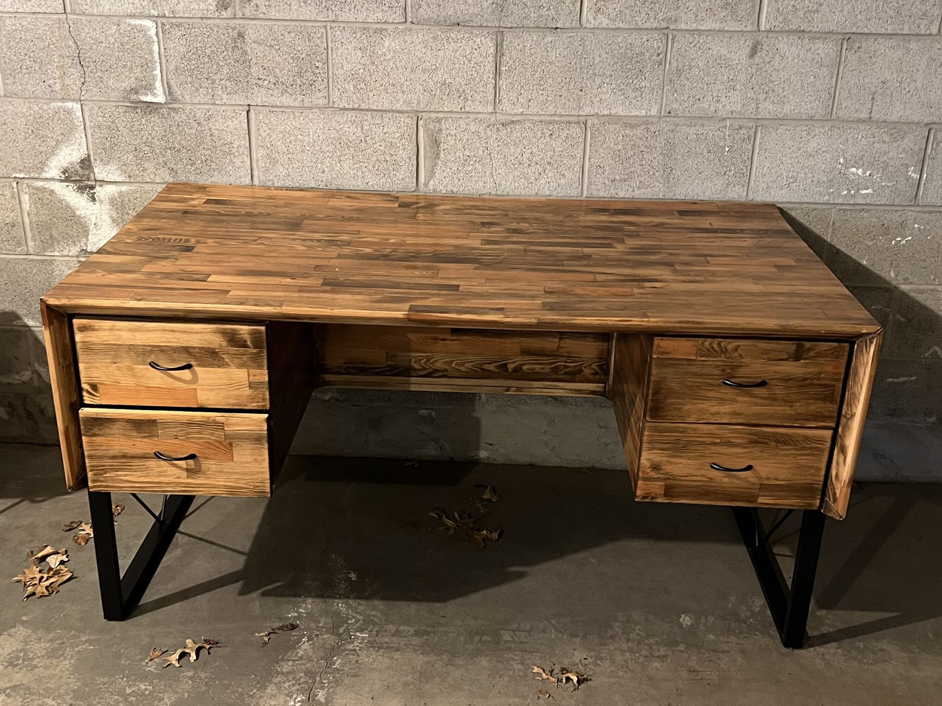 Office table (Teak Wood)
