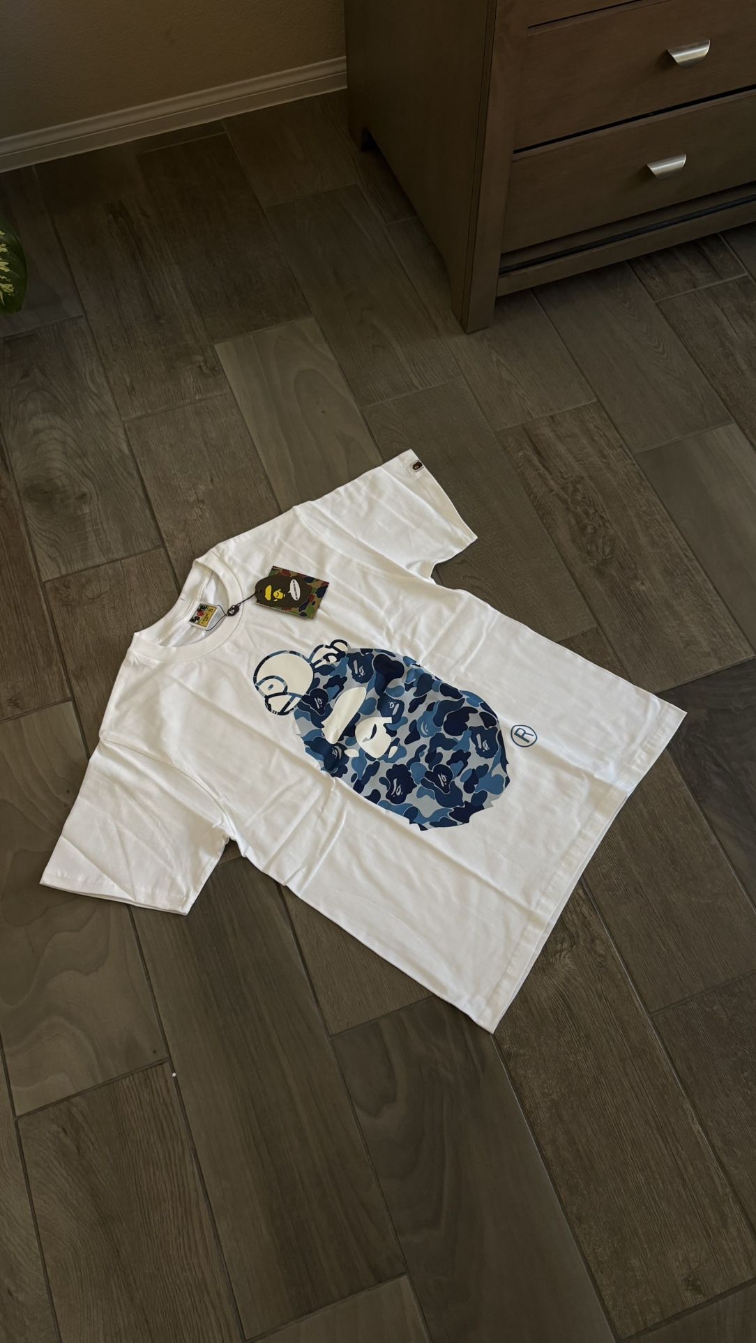 Bape shirt (Size L) (NEW)