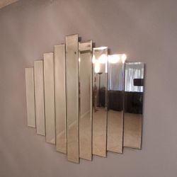 Vintage art deco Nine panel  bevelled mirror 36 x 36 framed in  wood… small chip on the bottom center panel $500