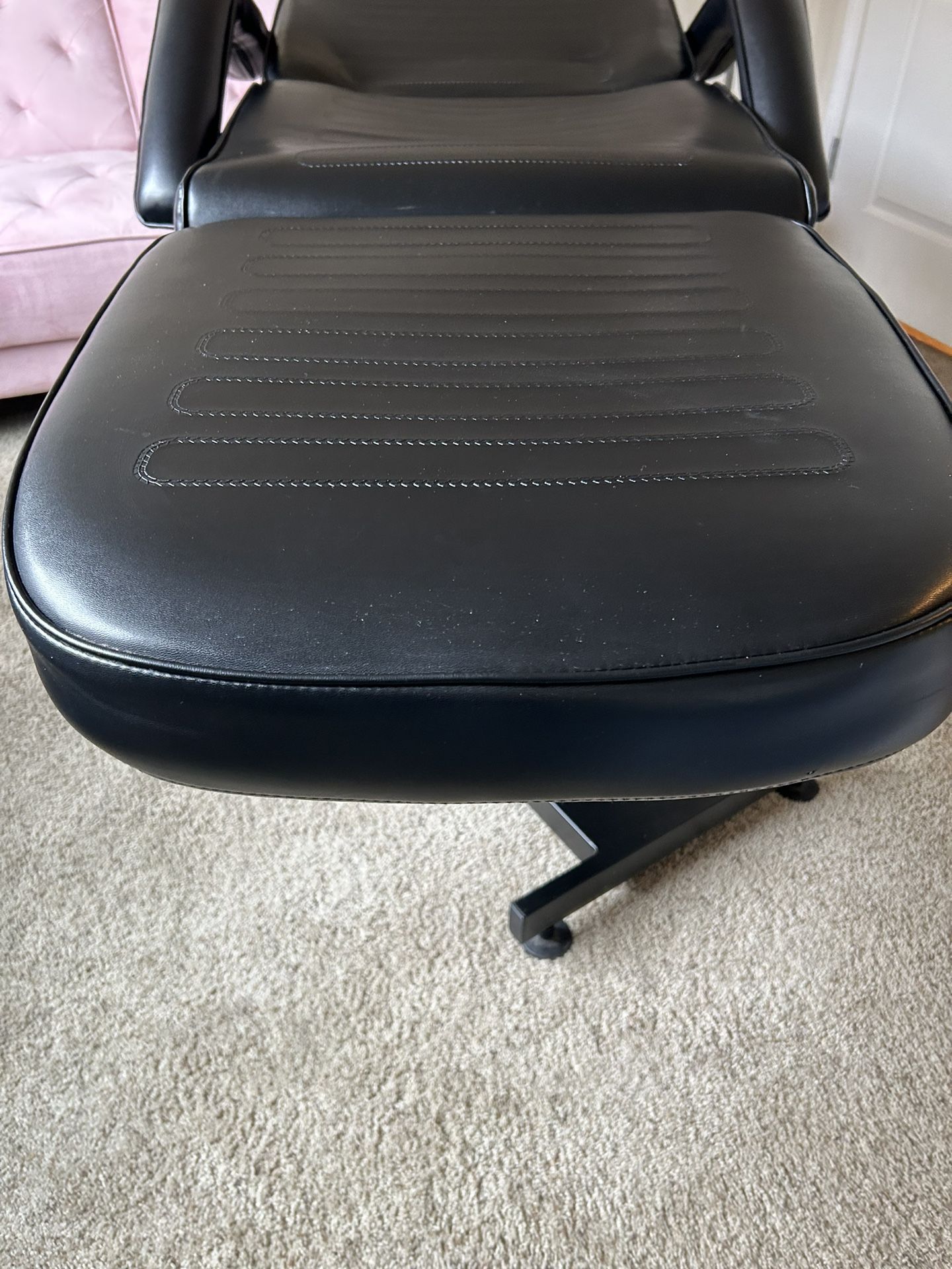 Black Leather Adjustable Spa Chair