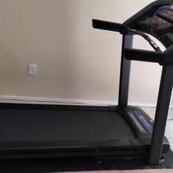 Horizon T101 Treadmill 