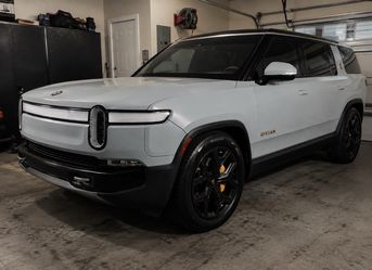 Rivian R1s