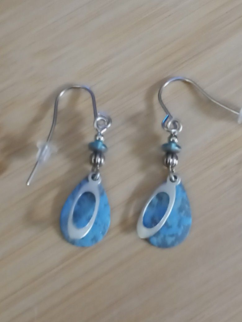 Blue Stoned Color