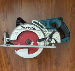 Makita 18V X2 LXT (36V) Brushless Cordless Rear Handle 7.25 in. Circular Saw (Tool Only)