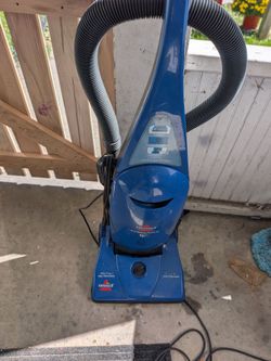 BISSELL Vacuum Cleaner