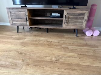 Tv stand