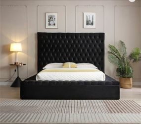 Black Velvet Tufted Headboard and Bench Set