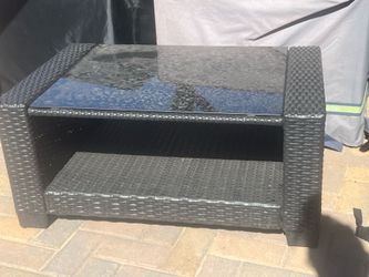 Outside Wicker coffee table