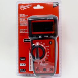 Milwaukee digital multimeter 6mV to 600V AC/600mV to 600V DC
