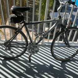 7200 Multitrack Trek Bike 