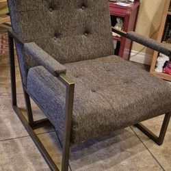 Free Chair 