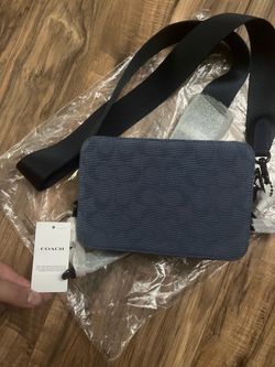 Men’s Coach navy crossbody