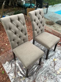 Button Tufted Dining Chairs x2 (grey)