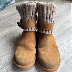UGG Brown Buckle Sweater Boots. Women’s Size 8