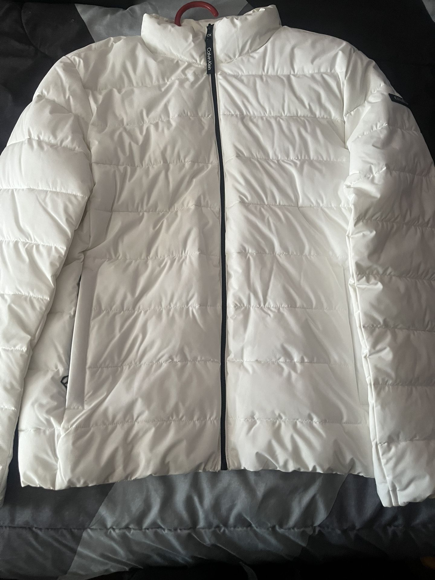 white calvin klien puffer