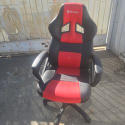 Gaming chair