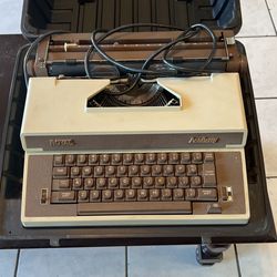 Royal Academy Electric Type Writer 