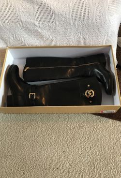 New Michael Kors boots