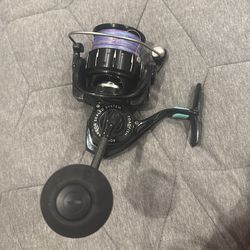 Toadfish elite carbon series  20 lb nomad braid