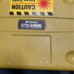 Estación total topcon GTS 236W