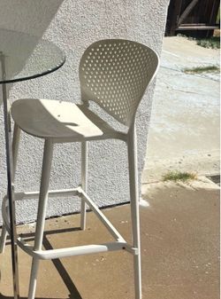 Bar chair