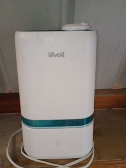 Levoit Humidifier White and Teal