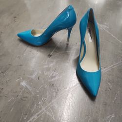BCBG Pumps