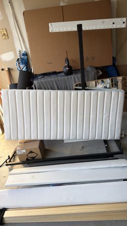 White/off white FULL BED