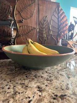 Vintage Olive Green and Terra Cotta WSP Casa Verde Fruit Bowl 13.75"
