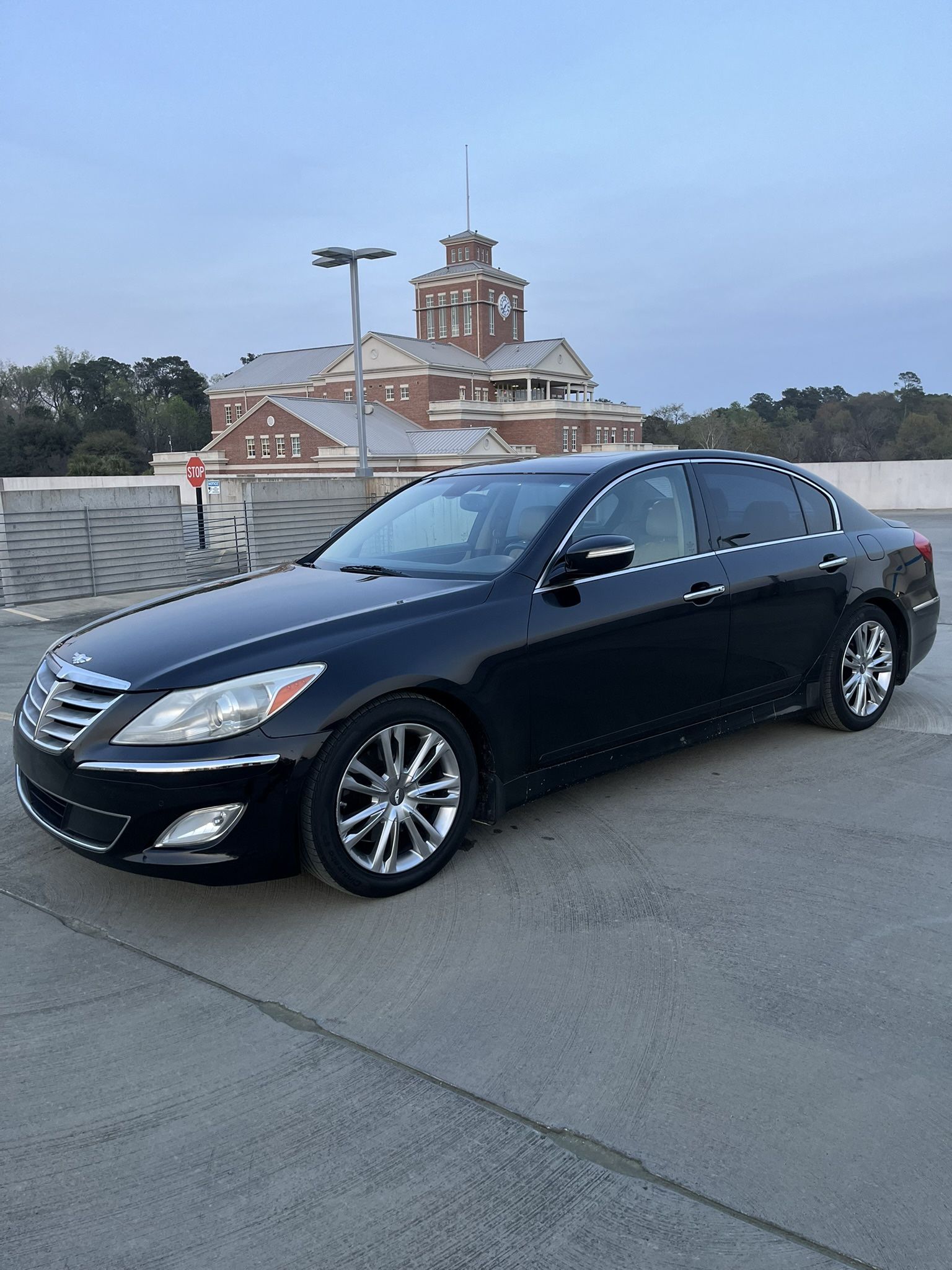 2012 Hyundai Genesis