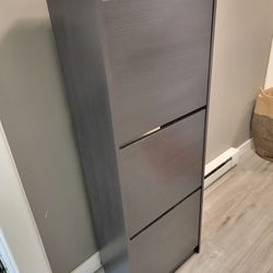 Shoe / FILE CABINET 