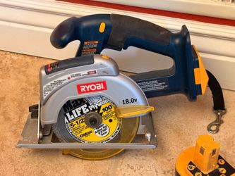 RYOBI 5 1/2 inch Circular Saw 18 Volt w Charger + Batteries