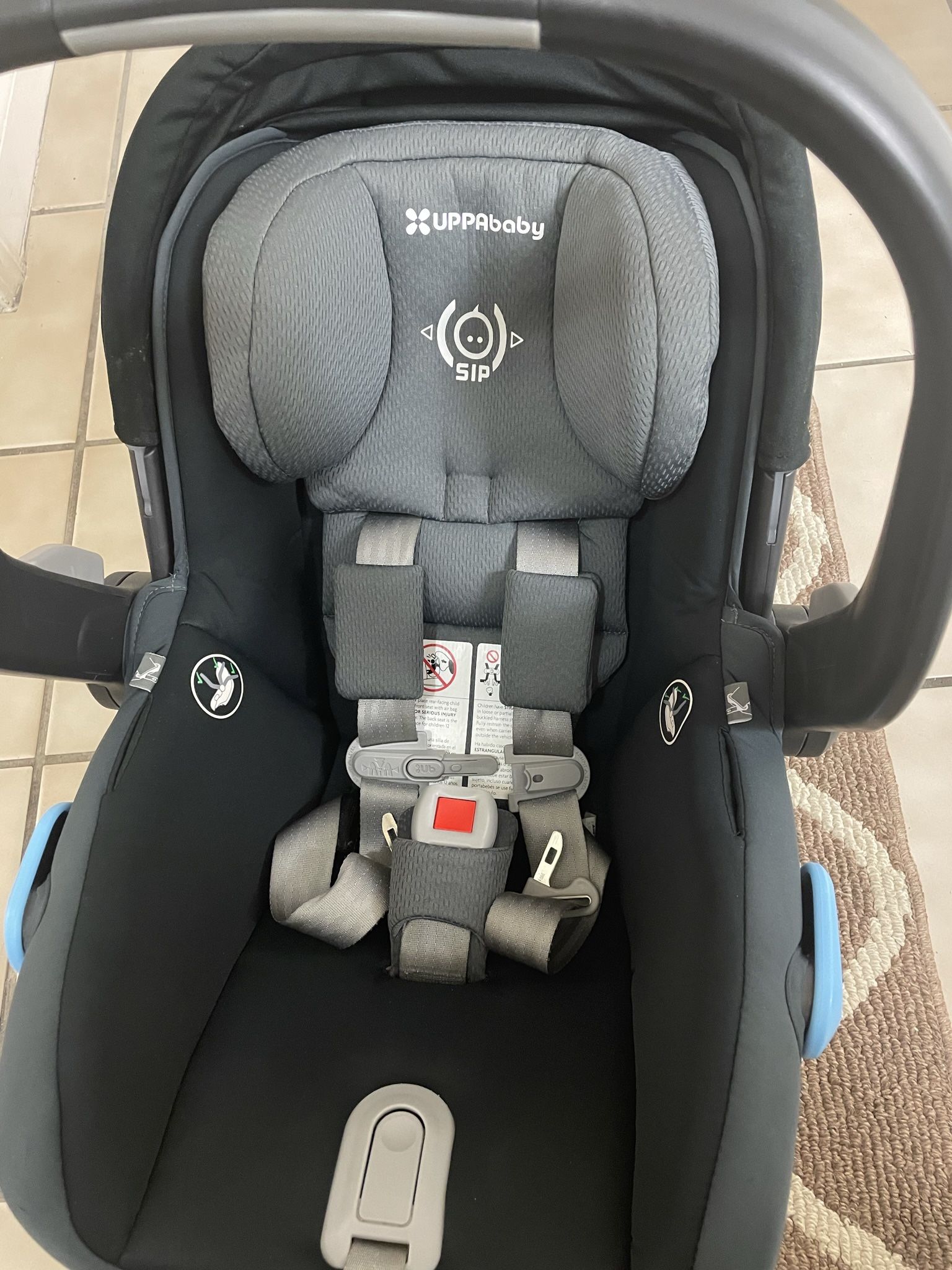 Uppababy Mesa Car Seat With Base Car seat Travel Bag