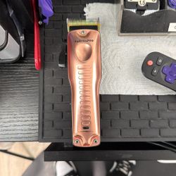 Baby kiss Rose Gold Lo Pro Clipper