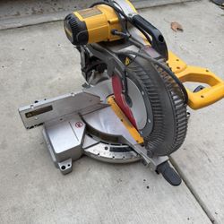 Dewalt 12” Double Bevel Compound Saw