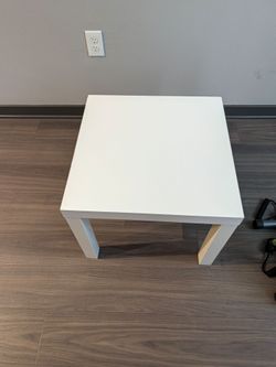 IKEA LACK Side Table (White, 22" x 22")