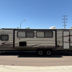 2017 Forest River Patriot 27DBS 
