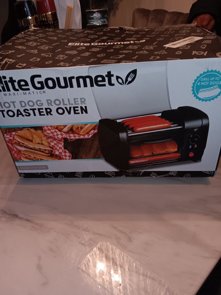 New In Box  Hot Dog 🌭 Warm