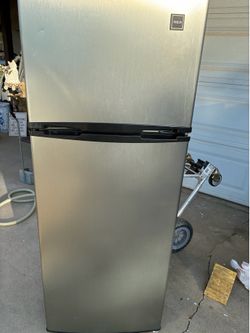 Refrigerator for apartment