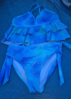 Girls swim suit size 5