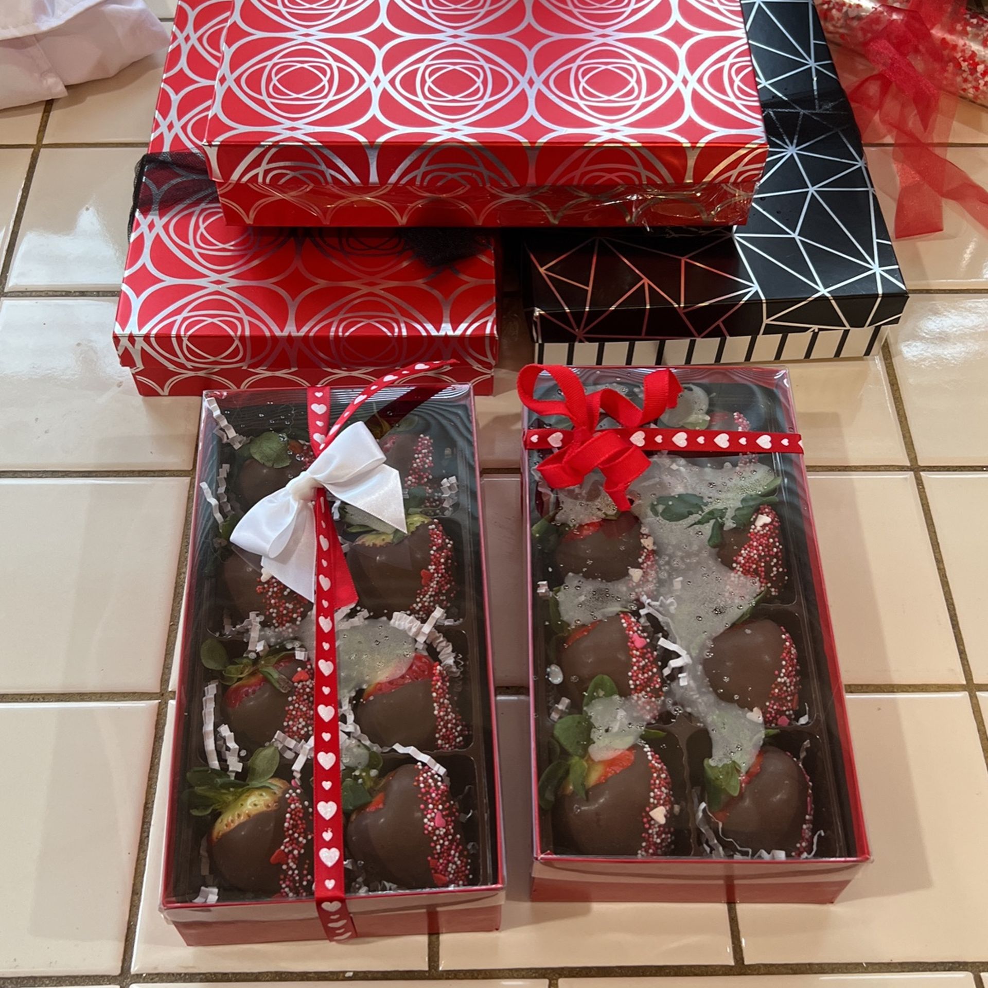 Gift Boxes For Valentines Day