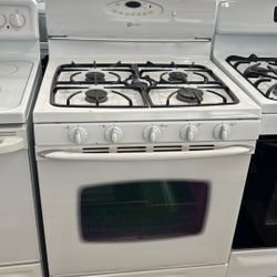 Maytag Five Burner White Gas Stove