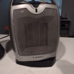 Lasko Oscillating Heater