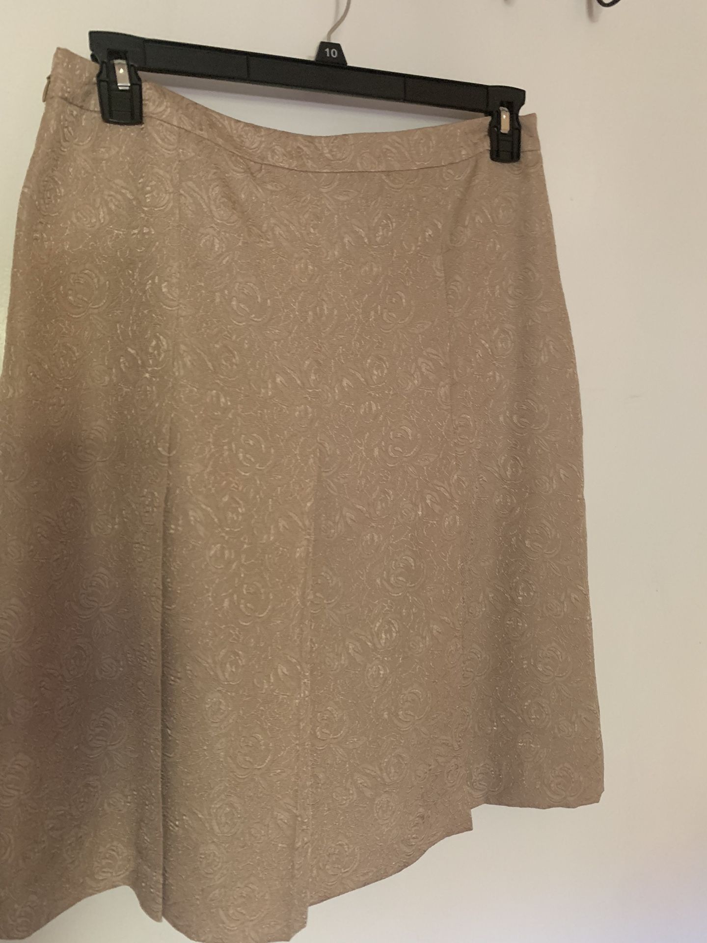 Old Navy Gold Skirt / 10