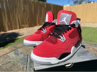 Air Jordan 4 Retro GS Toro Bravo