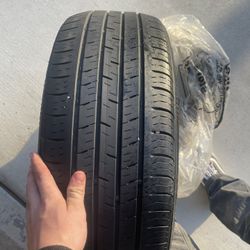 Hondi Sonata Spear Tire 