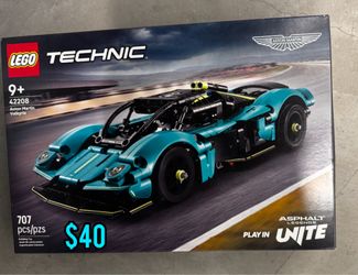 LEGO Technic Aston Martin Valkyrie 42208 Building Kit (707