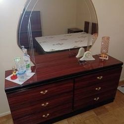 Bedroom Set